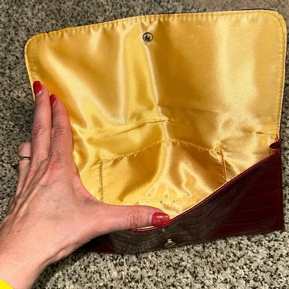 Vintage Faux Croc Clutch